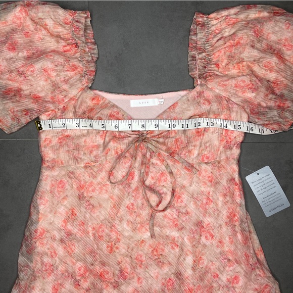 Lush Pink Floral Short Puff Sleeve Mini‎ Dress - Picture 8 of 8